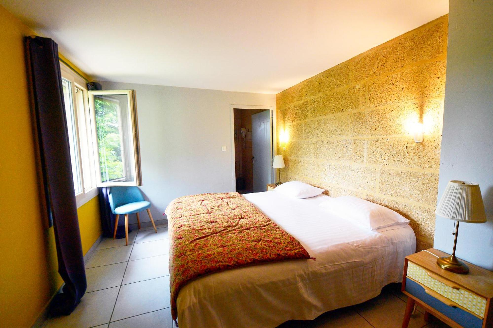 Le Mas Des Aigras - Hotel & Restaurant De Charme En Provence Orange  Bagian luar foto